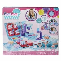 Pom Pom Wow Decoration Station